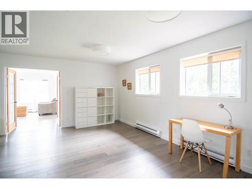 Den Upstairs - 4161 Heroux Road, Nelson, BC 