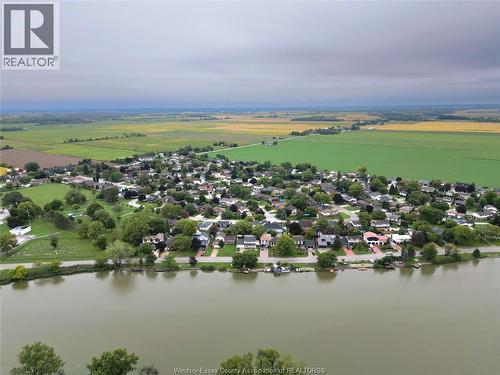 219 Hyde Park, River Canard, ON 