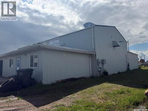 9 Commercial Crescent, Meadow Lake, SK 