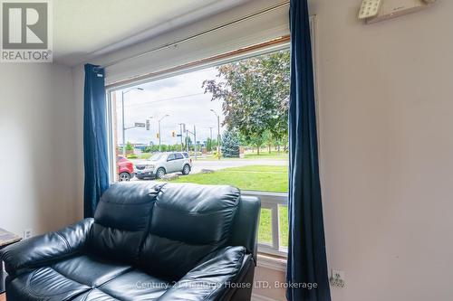 Niagara College is DIRECTLY ACROSS THE STREET! - 542 First Avenue N, Welland (N. Welland), ON 