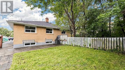 76 Fenside Drive, Toronto, ON 