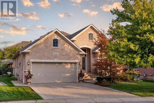 2424 Tesla Crescent, Oakville, ON 