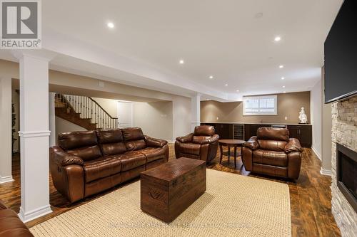 2424 Tesla Crescent, Oakville, ON 