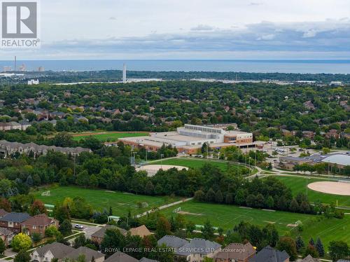 2424 Tesla Crescent, Oakville, ON 
