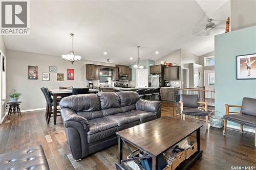 307 Faldo Crescent, Warman, SK 