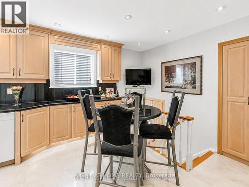 168 Springhead Gardens, Richmond Hill, ON 