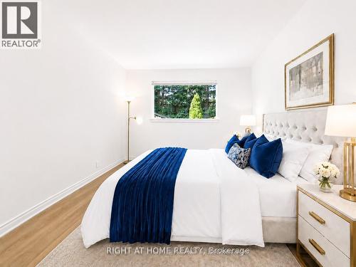 168 Springhead Gardens, Richmond Hill, ON 