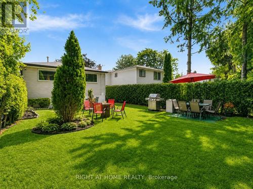 168 Springhead Gardens, Richmond Hill, ON 