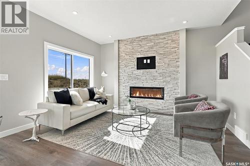 266 Kostiuk Crescent, Saskatoon, SK 