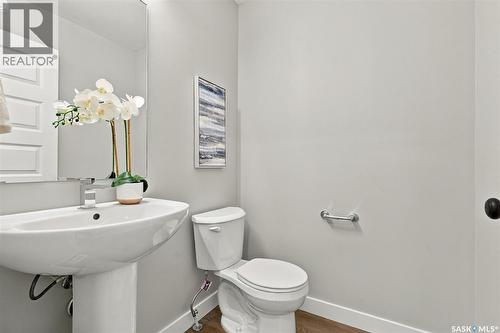266 Kostiuk Crescent, Saskatoon, SK 