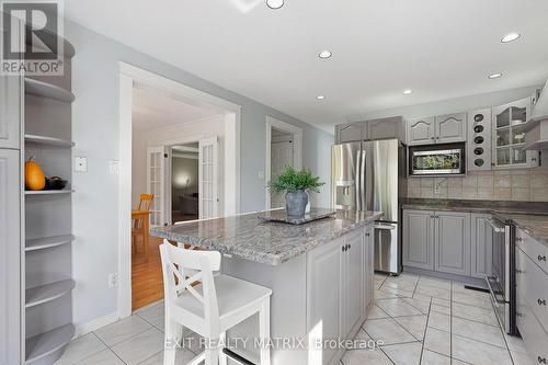 1886 Chaine Court, Ottawa, ON 