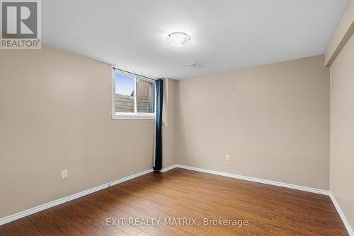 1886 Chaine Court, Ottawa, ON 