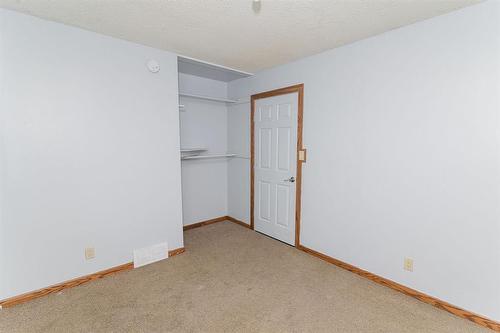 135 8Th Street Nw, Carman, MB 