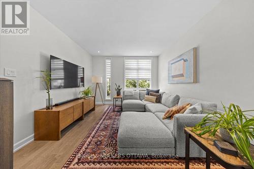 523 De Mazenod Avenue, Ottawa, ON 