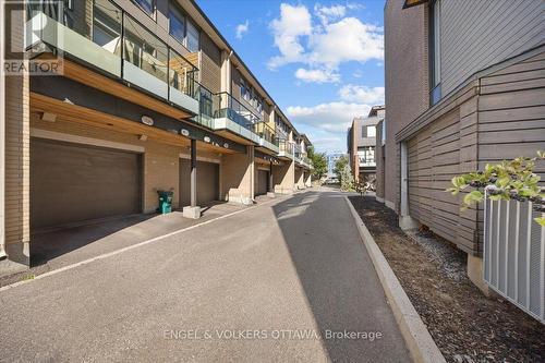 523 De Mazenod Avenue, Ottawa, ON 