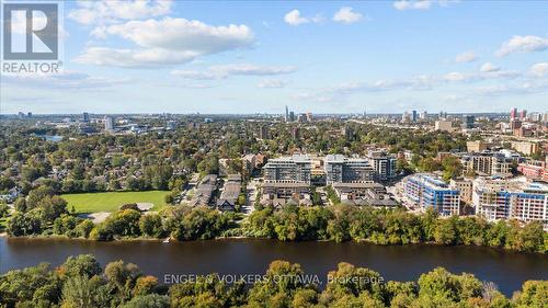 523 De Mazenod Avenue, Ottawa, ON 