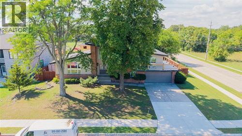 2405 Roxborough Boulevard, Windsor, ON 