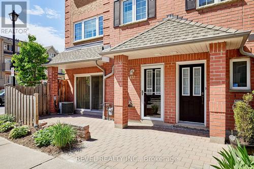 411 - 1400 The Esplanade N, Pickering, ON 