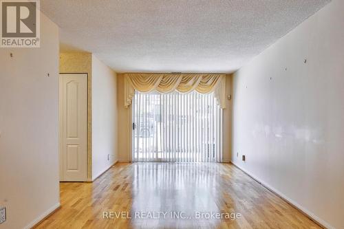 411 - 1400 The Esplanade N, Pickering, ON 