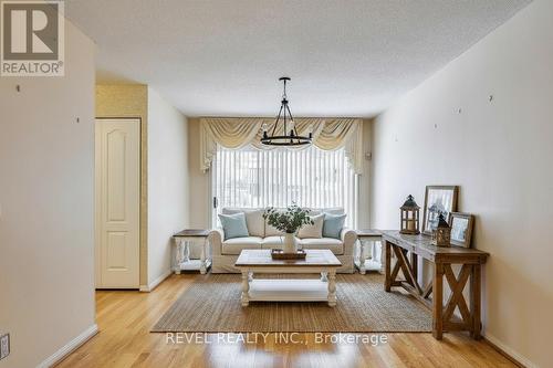 411 - 1400 The Esplanade N, Pickering, ON 