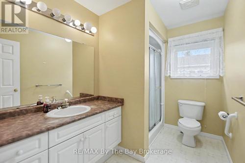 3 Piece Main Bathroom with Walk-In Shower - 30 St James Place, Wasaga Beach, ON 