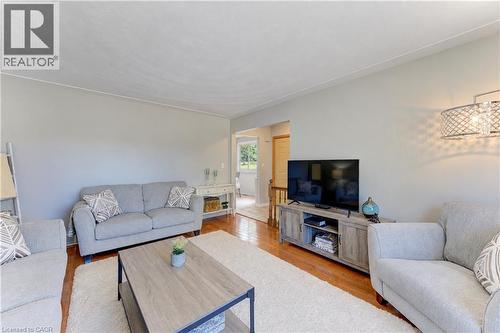31 Grosbeak Road, Elmira, ON 