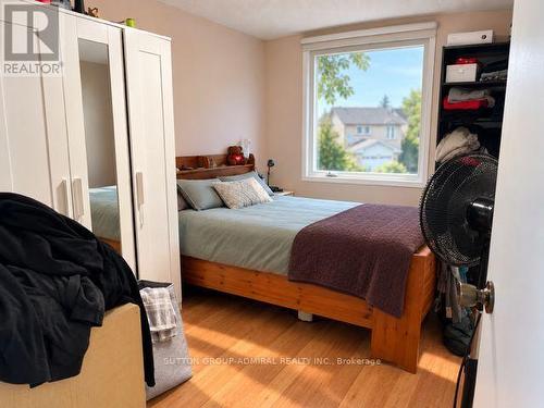168 Mabley Crescent, Vaughan, ON 