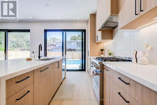 5 Bradbury Crescent, Toronto, ON 