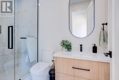 5 Bradbury Crescent, Toronto, ON 