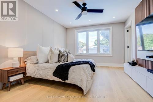5 Bradbury Crescent, Toronto, ON 