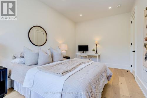 5 Bradbury Crescent, Toronto, ON 
