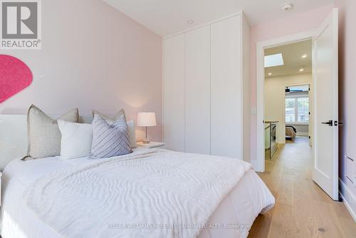 5 Bradbury Crescent, Toronto, ON 