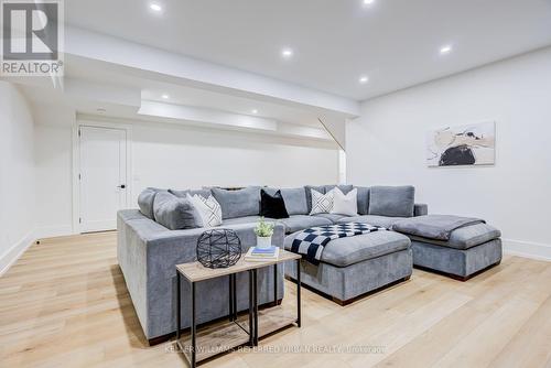 5 Bradbury Crescent, Toronto, ON 