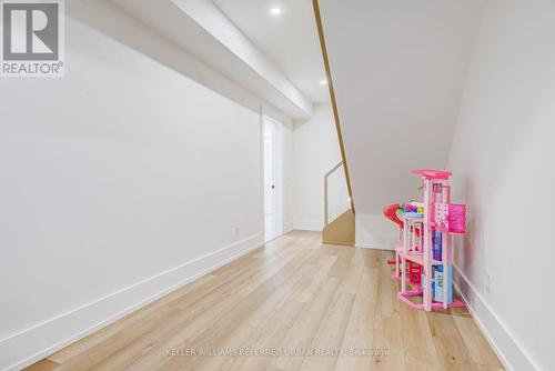 5 Bradbury Crescent, Toronto, ON 