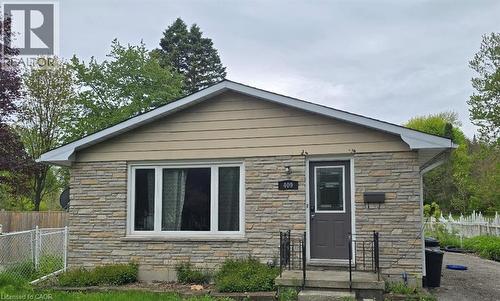 409 CASTLEGROVE Place Unit# Room 3 , London, Ontario N6G 1L1