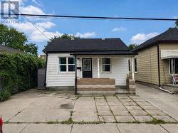 563 SOUTH STREET S  London East (East K), ON N6B 1C5