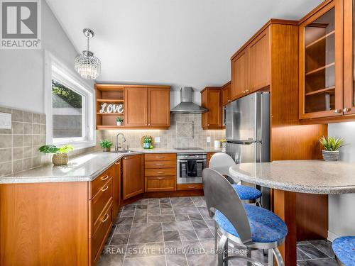 32 Highbrook Drive, Toronto, ON 