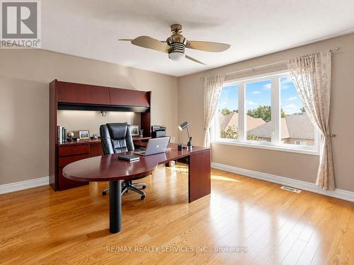 Versatile sunlit loft with endless possibilities - 127 Russell Jarvis Drive, Markham, ON 