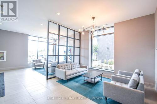 217 - 555 WILLIAM GRAHAM DRIVE , Aurora, Ontario L4G 3L1 4