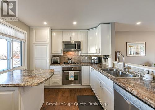 Kitchen - 2 - 585 Atherley Road, Orillia, ON 