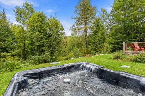 Spa - 1905 Rue Chapais, Chertsey, QC 