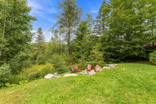 Courtyard - 1905 Rue Chapais, Chertsey, QC 