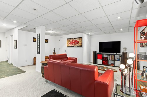Salle familiale - 1123 Rue De Bougainville, Saint-Bruno-De-Montarville, QC 