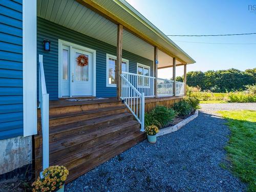 411 Falmouth Dyke Road Road, Falmouth, NS 