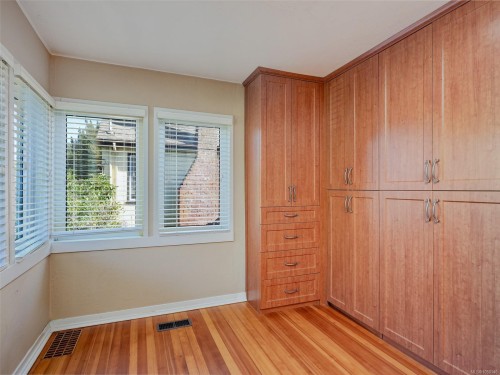 865 Bank St, Victoria, BC 