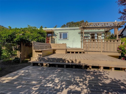 865 Bank St, Victoria, BC 