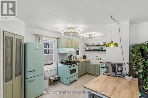 31 CAROLINE STREET  Port Hope, ON L1A 1Y6