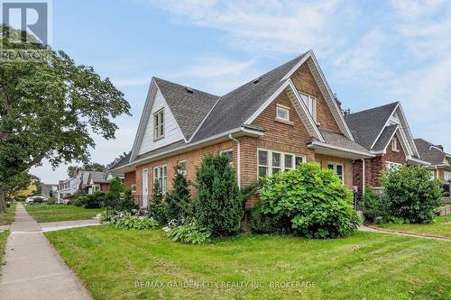74 WILEY STREET  St. Catharines (Downtown), ON L2R 4G6