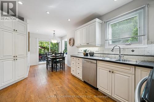 2203 Robin Drive, Mississauga, ON 