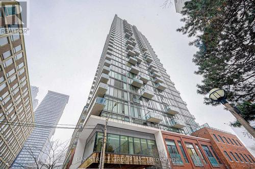 609 - 75 ST NICHOLAS STREET , Toronto, Ontario M4Y 0A5 2